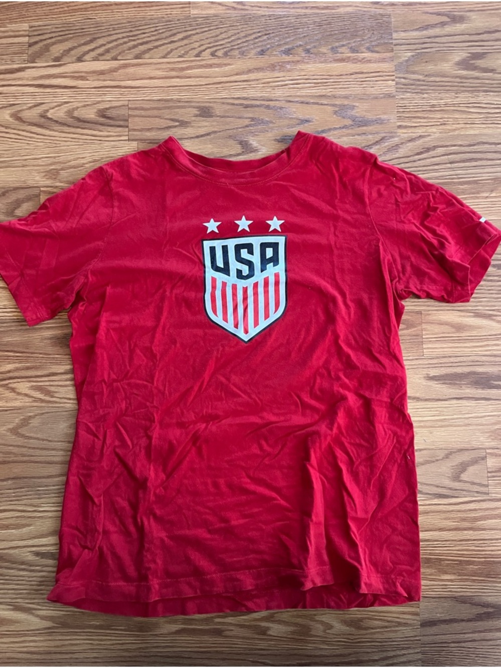 USA Shield Red Short-Sleeve Men’s Tee